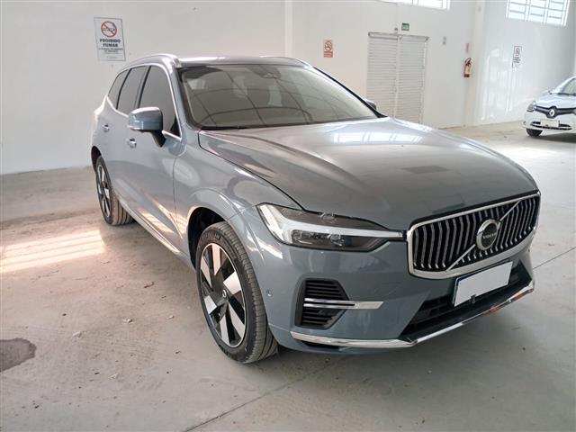 VOLVO XC60 T8 ULTIMATE  2023 / 2024