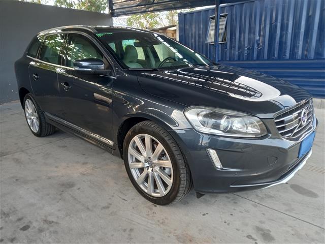 VOLVO XC60 2.0 T6 INS  2015 / 2015