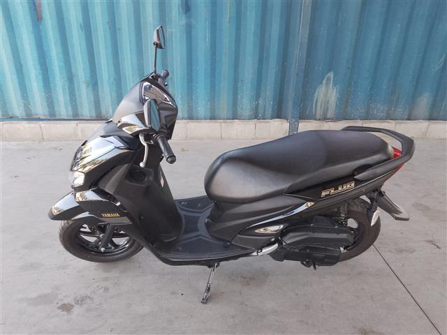 YAMAHA FLUO 125 2023 / 2024